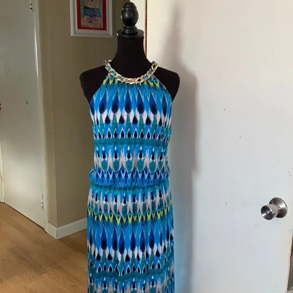 chinese dress ladies Vintage Dress Barn Black Slinky Maxi Dress with Pink Floral Graphic an –  The Thrifty Hippy